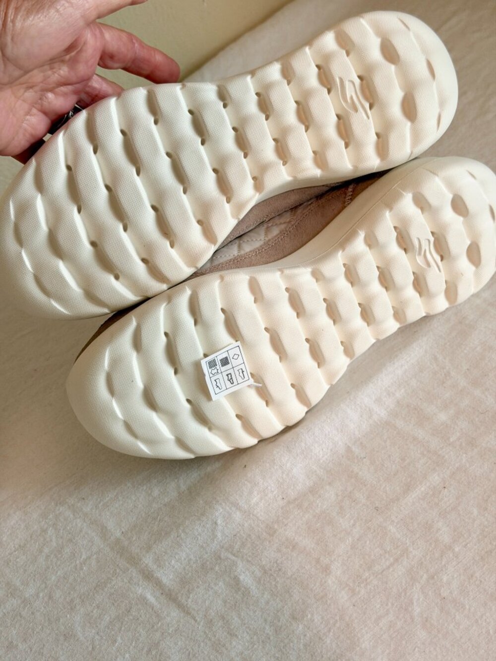 Skechers Women's Slip-ins Go Walk Joy - Cozy Fit Cozy Easy Sneaker Size 7.5 NEW - Picture 11 of 16